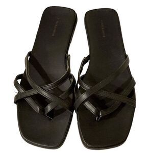 14th & Union caite flat black strappy sandals size 7 NWT